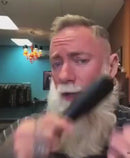 Alisador de barba rápida e penteado para homens